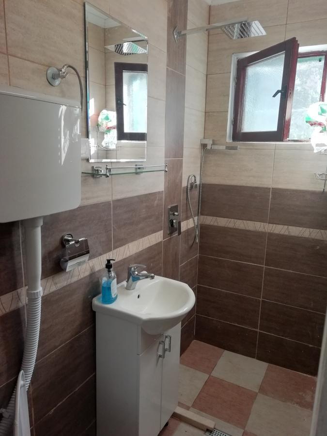 Apartman Holiday Budva Ngoại thất bức ảnh